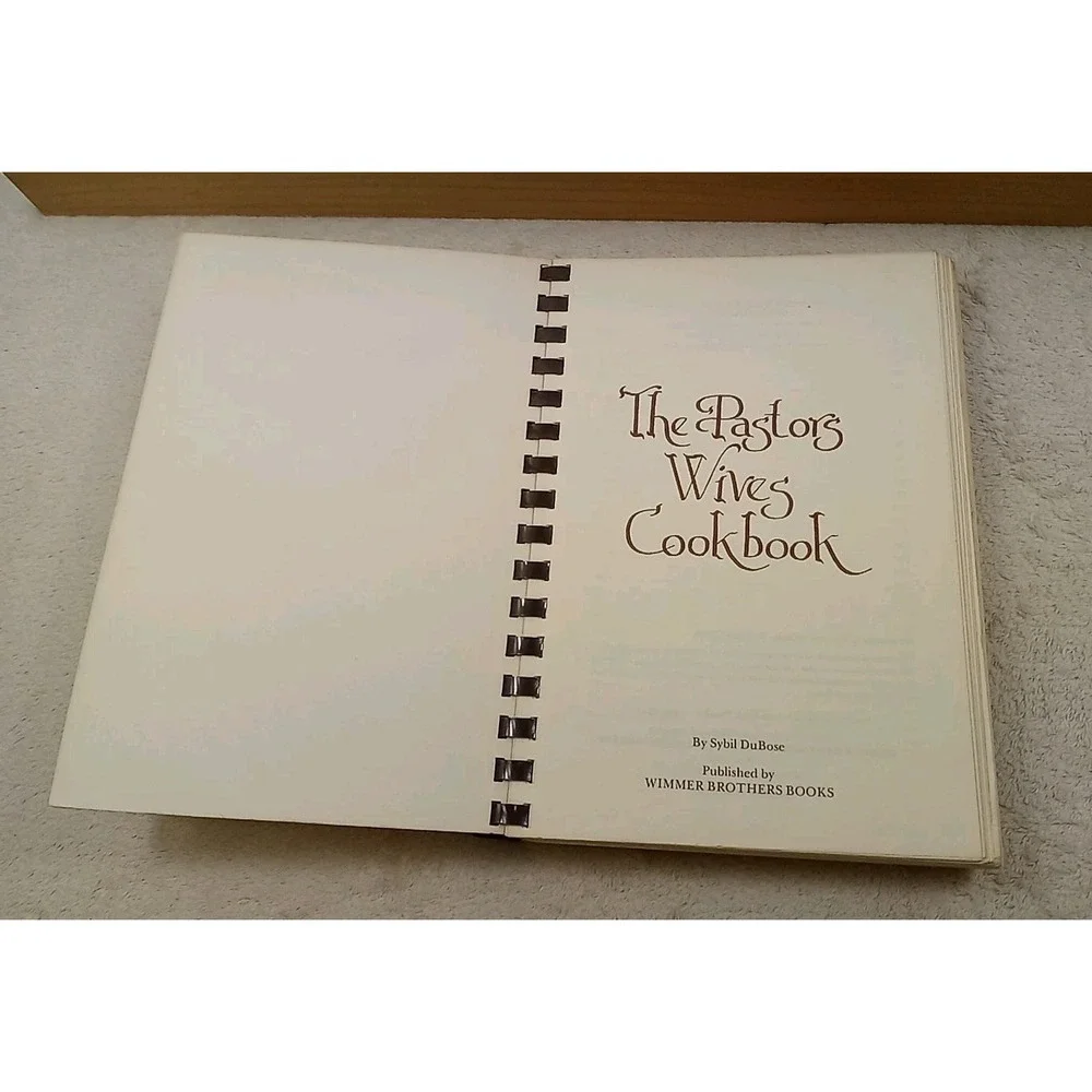 Vintage The Pastors Wives Cookbook‎ By Sybil DuBose 1978 Classic Recipes Cooking